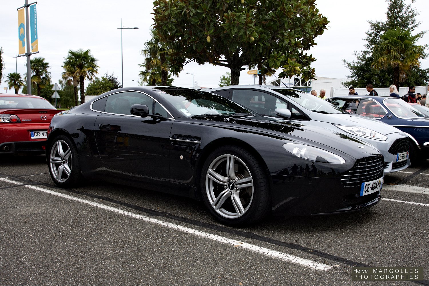 2017_Aston martin V8 Vantage-01.jpg